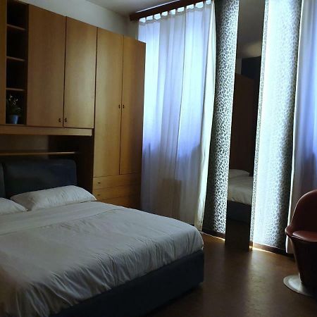 5Min Walk From Duomo! Apartment 100M2 Milan Exterior photo